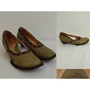 John Fluevog Shoes Women's US 6.5 Green Leather Brown Trim Gold Rivets #J5175